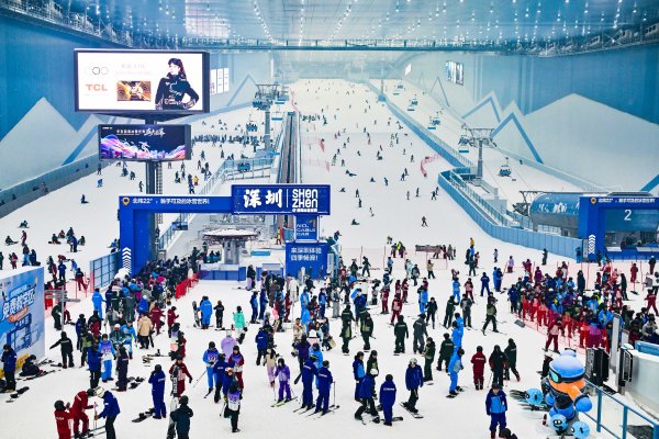顺阳网 室外30℃，室内-6℃！南方滑雪场10天吸引30万人次